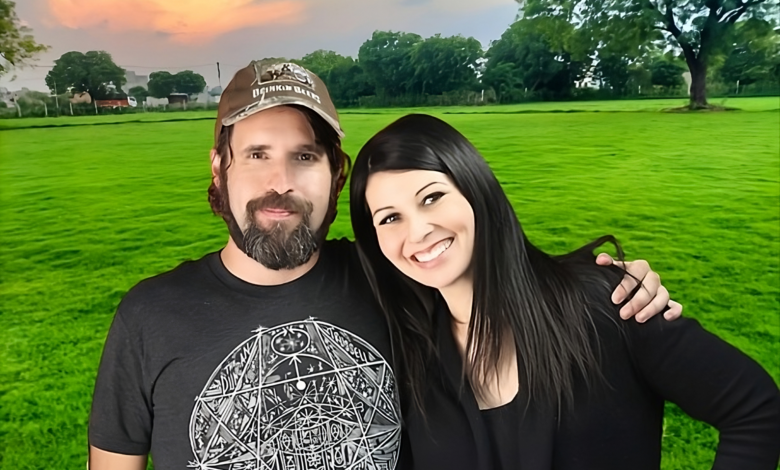 Duncan-Trussell-wife-Erin-Trussell1-removebg-preview-transformed